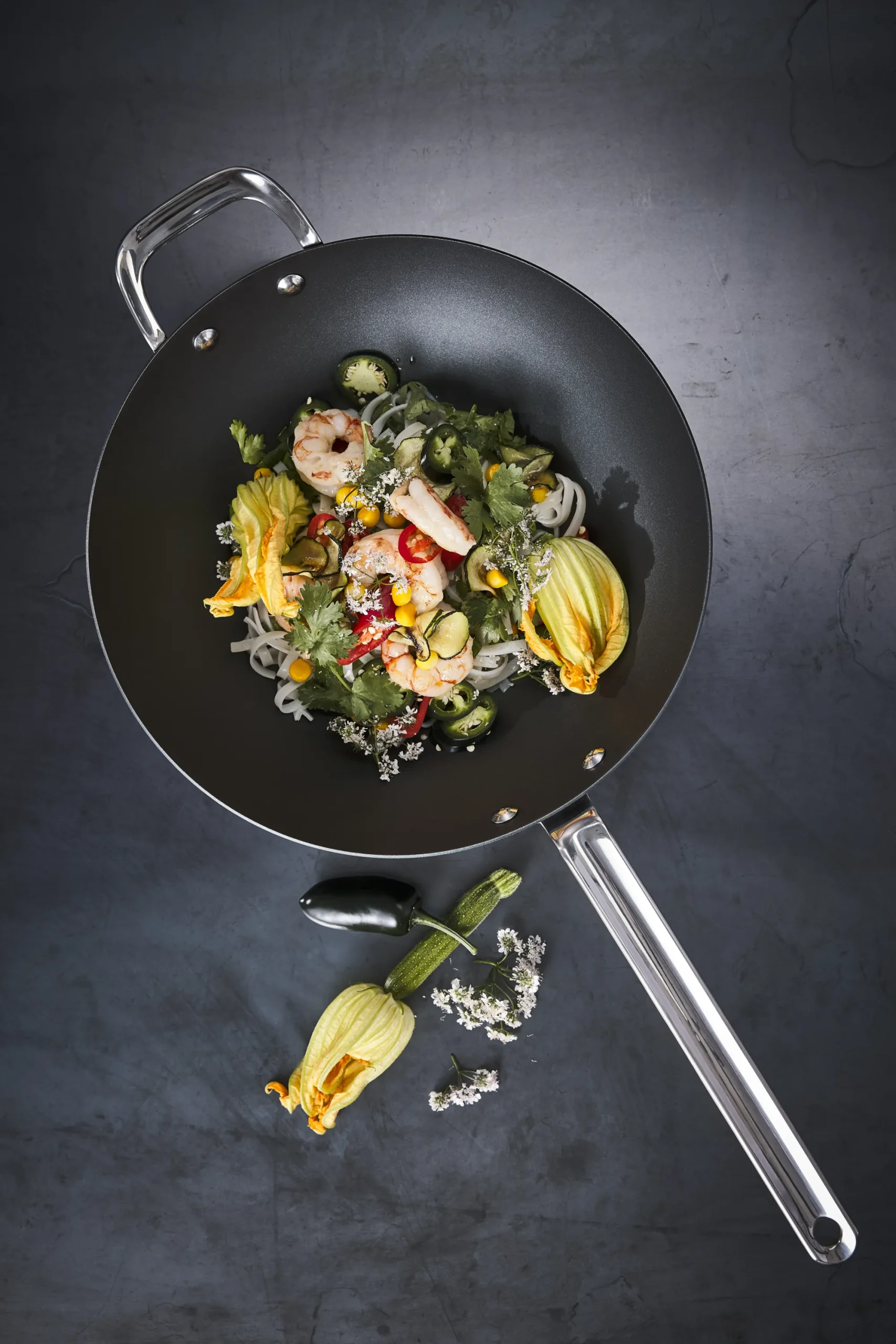 Hot SCANPAN 30 cm wok i omslag - Black Iron